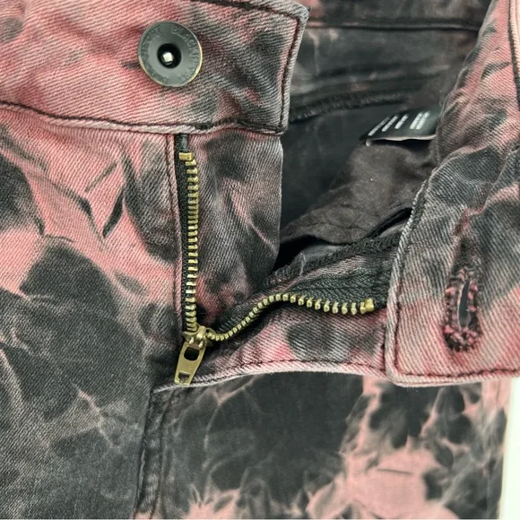 Blackheart Jeans Womans Juniors Pink and Black Bleach Wash Ripped Knees Stretch - Picture 7 of 12
